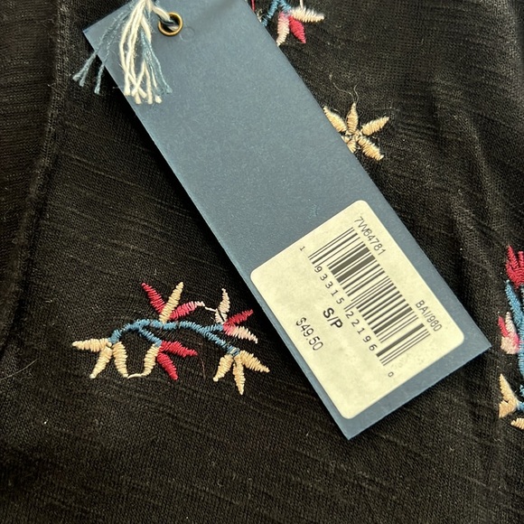 Lucky Brand top - Picture 2 of 3